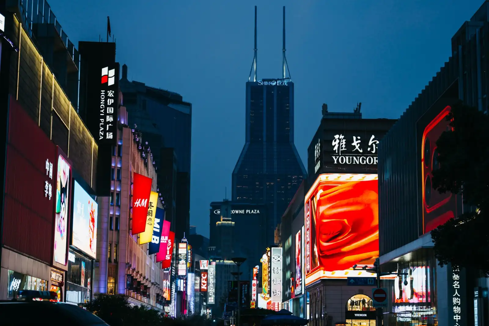 工业电炉与烘箱选型指南:实验室与工厂热处理设备采购要点解析